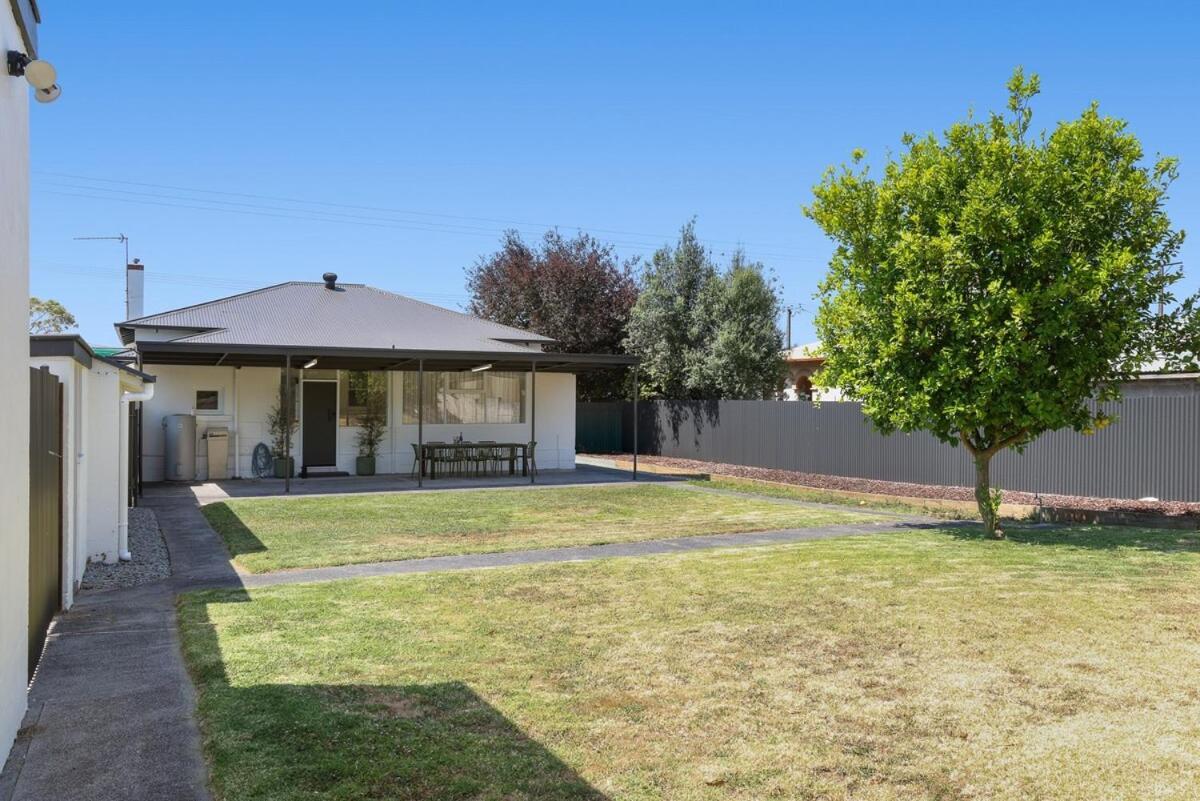 Wilson House - Central Character Home Mount Gambier Exterior photo